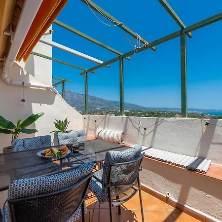 Exquisite 2 Bdrm Penthouse W/ Bbq And Pools *