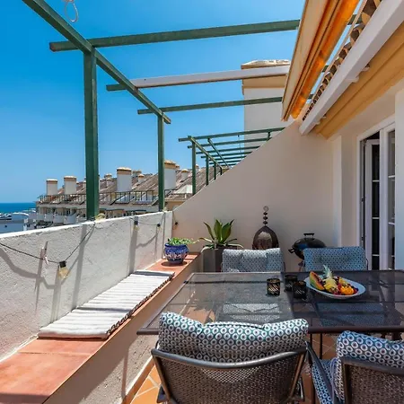 Apartment Exquisite 2 Bdrm Penthouse W/ Bbq And Pools *