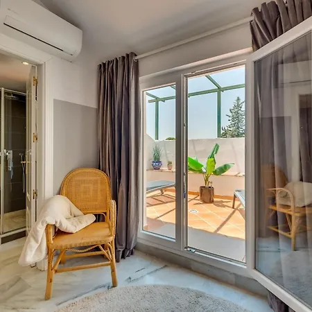 Exquisite 2 Bdrm Penthouse W/ Bbq And Pools Apartment Marbella